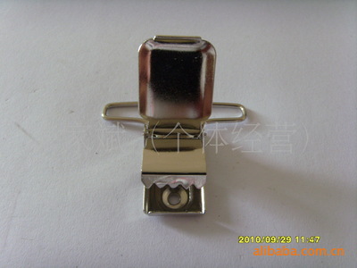 專業(yè)供應(yīng)優(yōu)質(zhì)箱包配件與服裝輔料，助力時(shí)尚產(chǎn)業(yè)升級(jí)